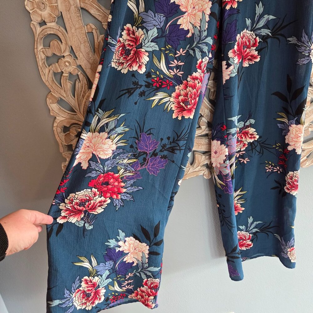 Windsor Dark Floral High Waisted Wide Leg Dress Pants Medium - Picture 4 of 8
